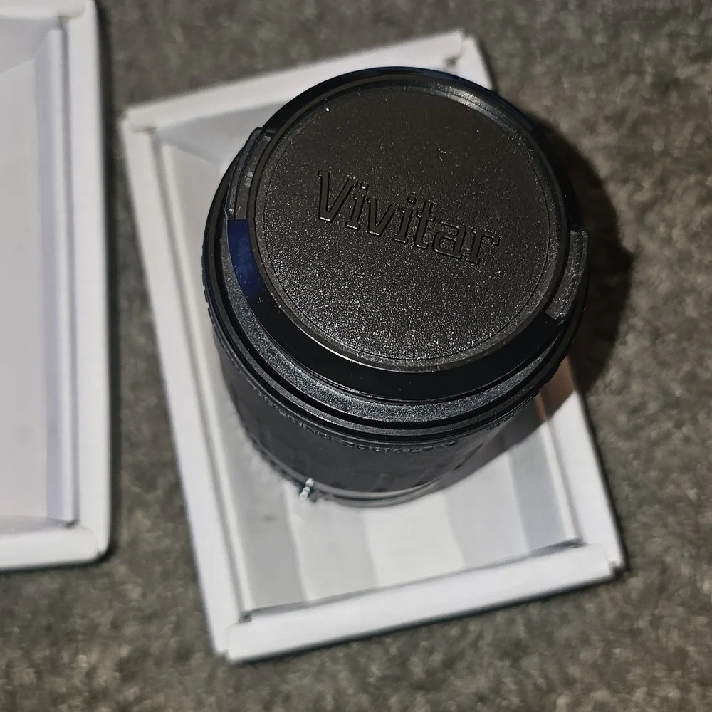 Vivitar 70-210mm F4.5-5.6 Macro 1:4X Zoom Camera Lens